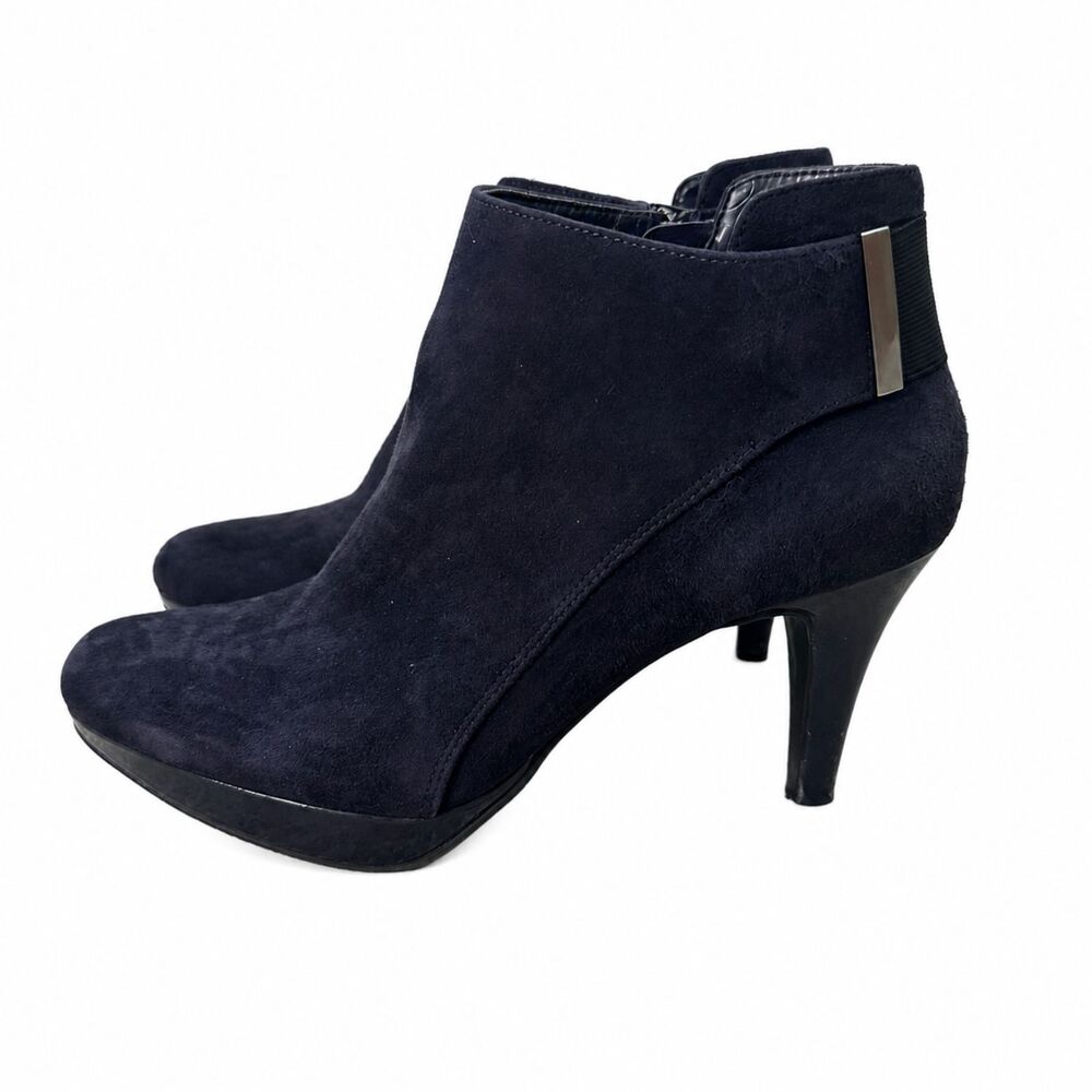 Bandolino Christiana Navy Blue Suede Ankle Boots Womens Size 7M Heeled Booties - Picture 7 of 15